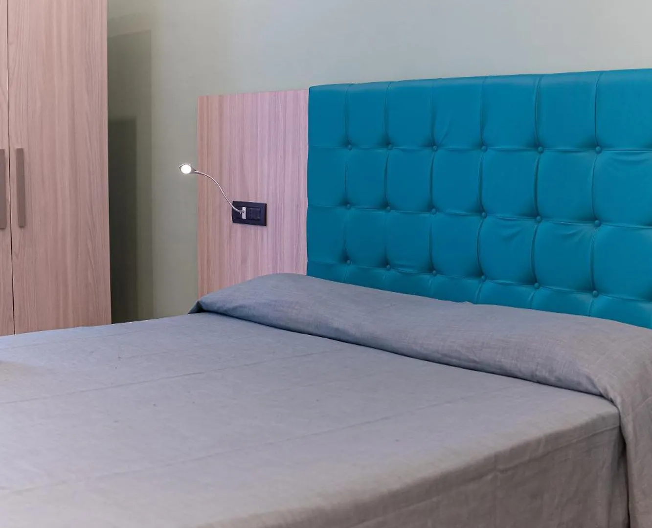 Bed & Breakfast Residenza San Lorenzo Naples Italy