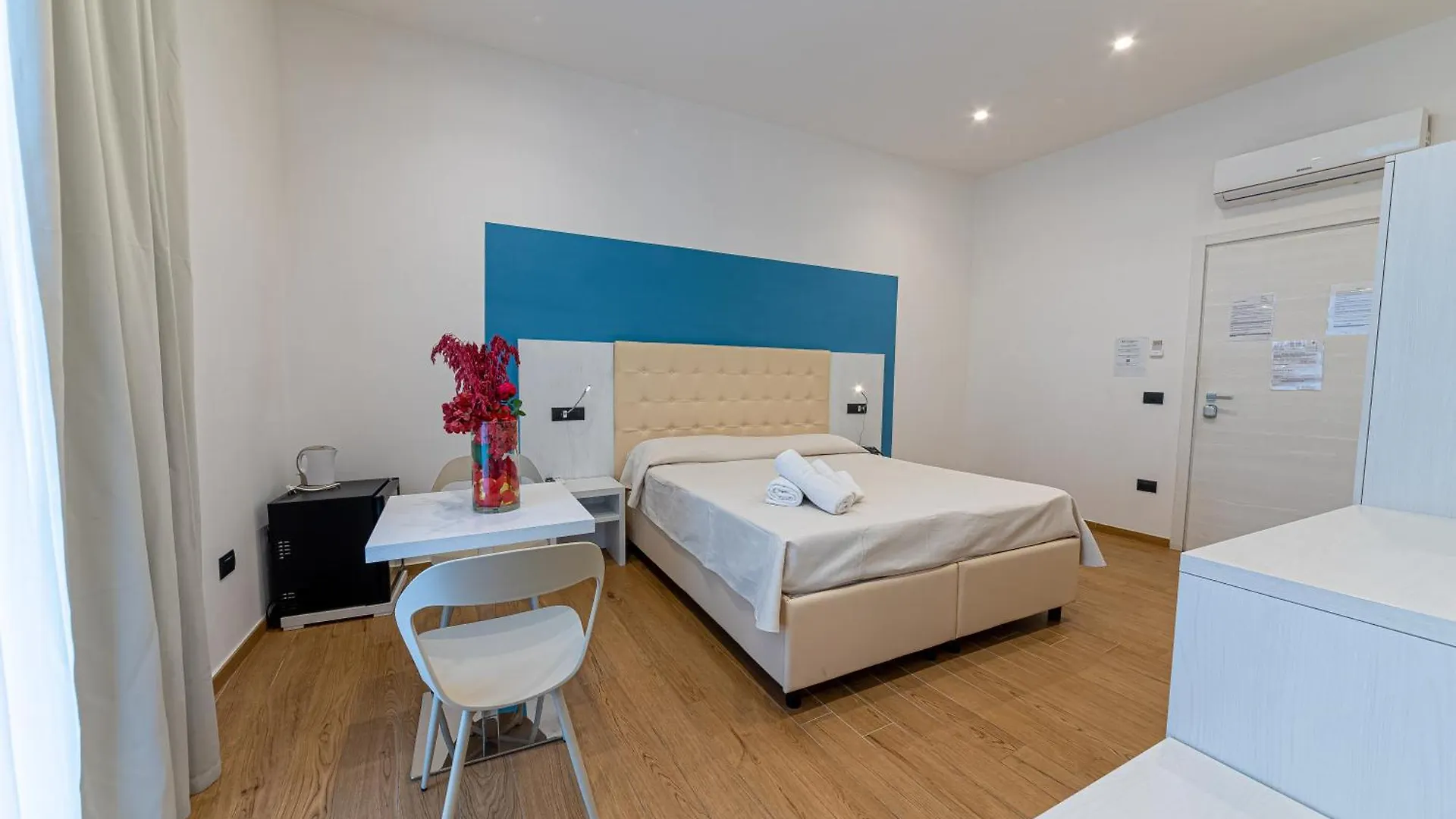 Residenza San Lorenzo Naples 0*,
