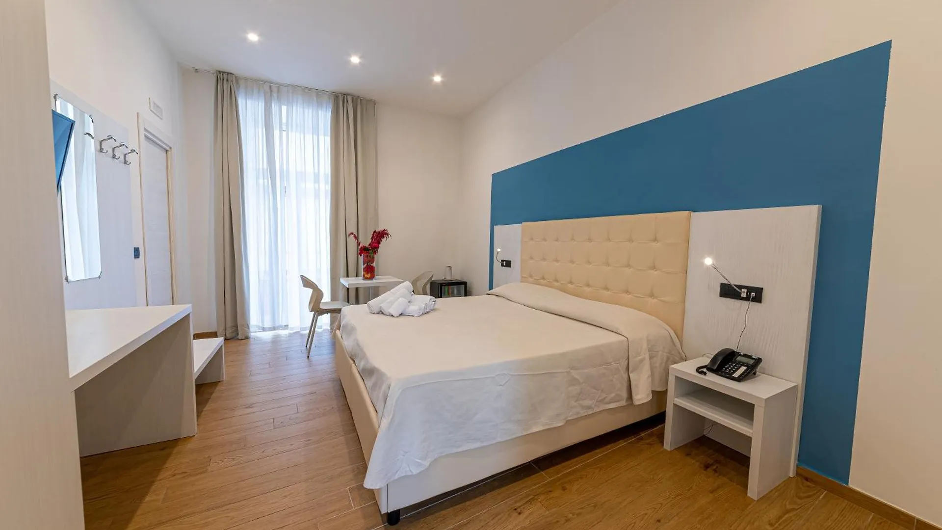 Bed & Breakfast Residenza San Lorenzo Naples Italy