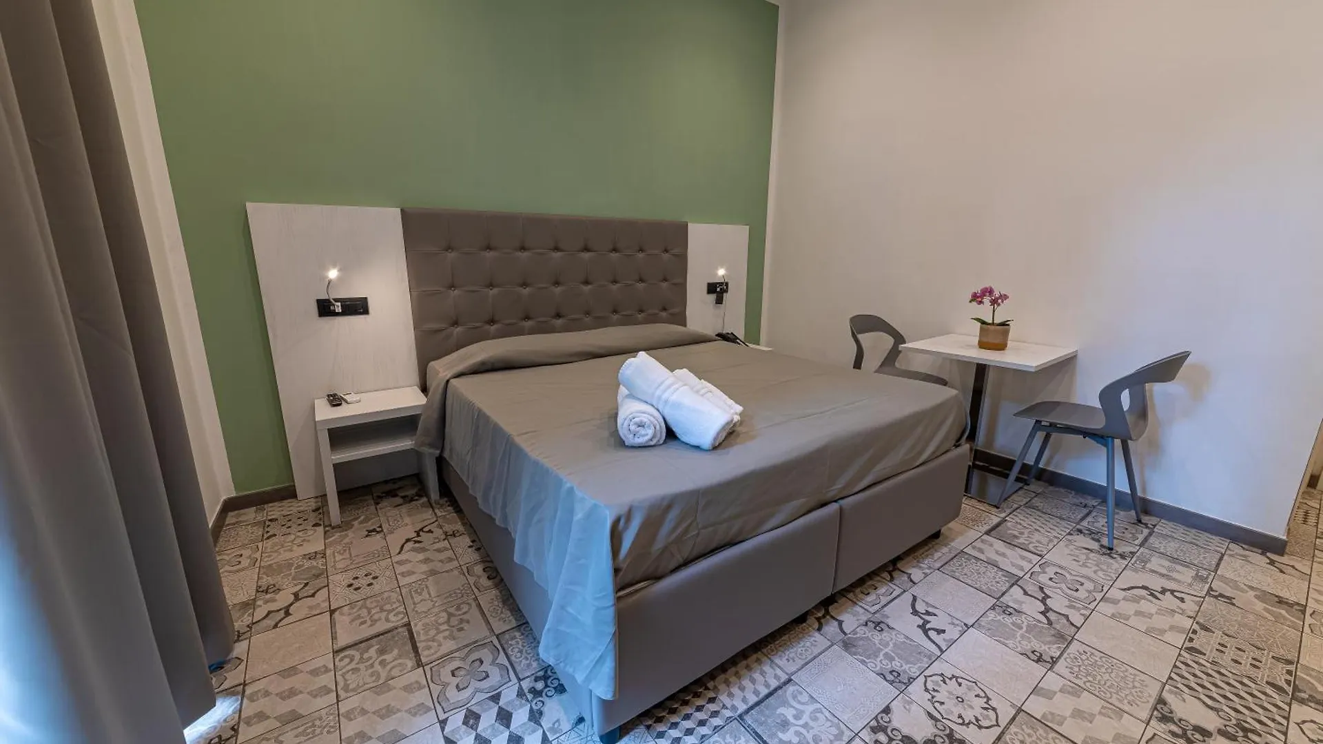 Residenza San Lorenzo Naples